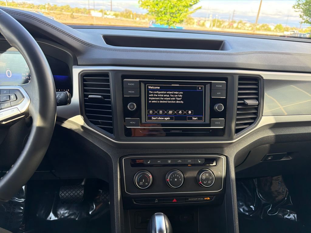 Certified 2022 Volkswagen Atlas Cross Sport SE AWD/4WD image 20