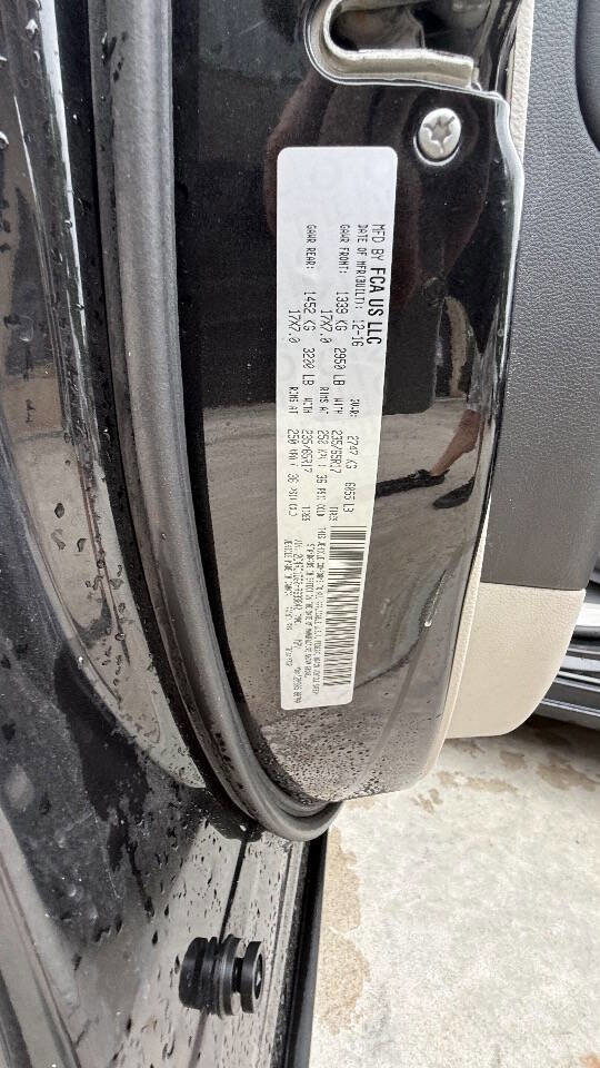 Used 2017 Chrysler Pacifica Touring FWD image 75