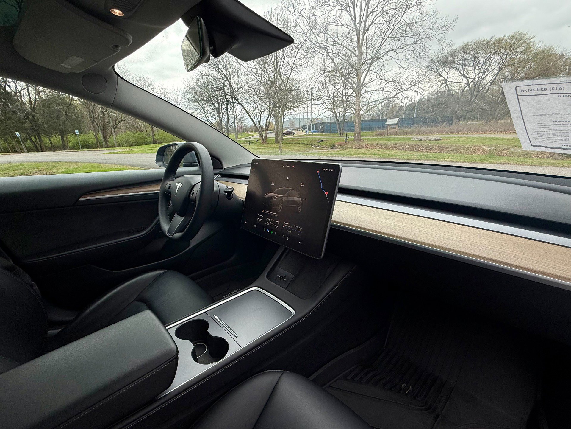 Used 2023 Tesla Model 3 Standard Range image 24