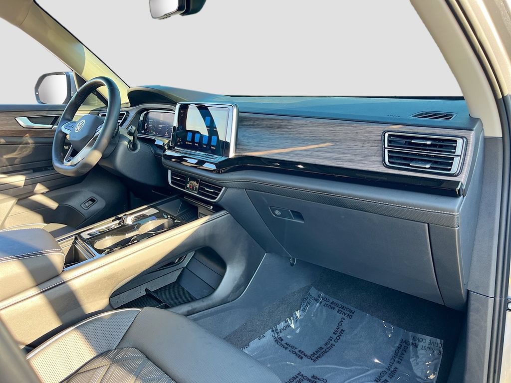 Used 2025 Volkswagen Atlas SEL Premium R-Line AWD/4WD image 30
