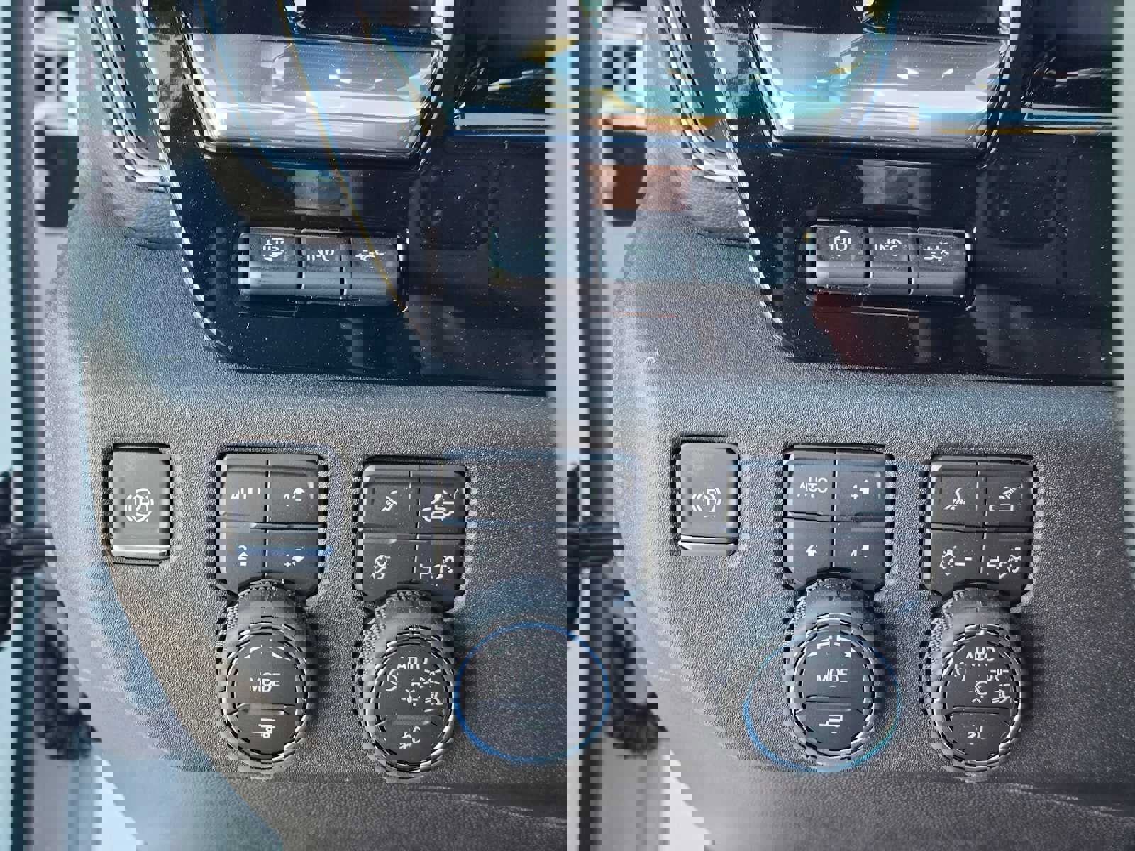 New 2025 Chevrolet Silverado 3500 LTZ w/ LTZ Premium Package image 31