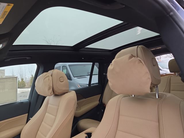 New 2026 Mercedes-Benz GLS 450 4MATIC image 28