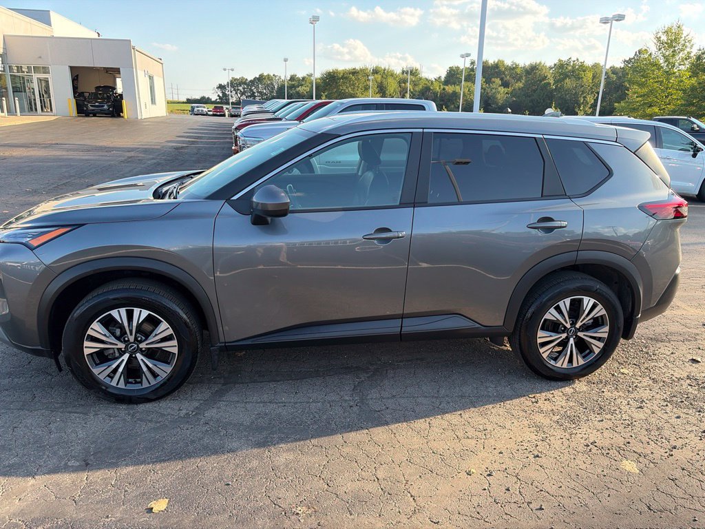 Used 2023 Nissan Rogue SV w/ SV Premium B Package AWD/4WD image 11