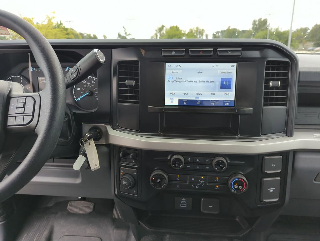 Used 2023 Ford F350 XL image 13