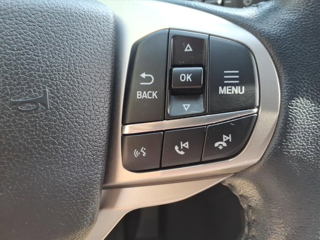 Used 2021 Ford Explorer XLT w/ Equipment Group 202A AWD/4WD image 20