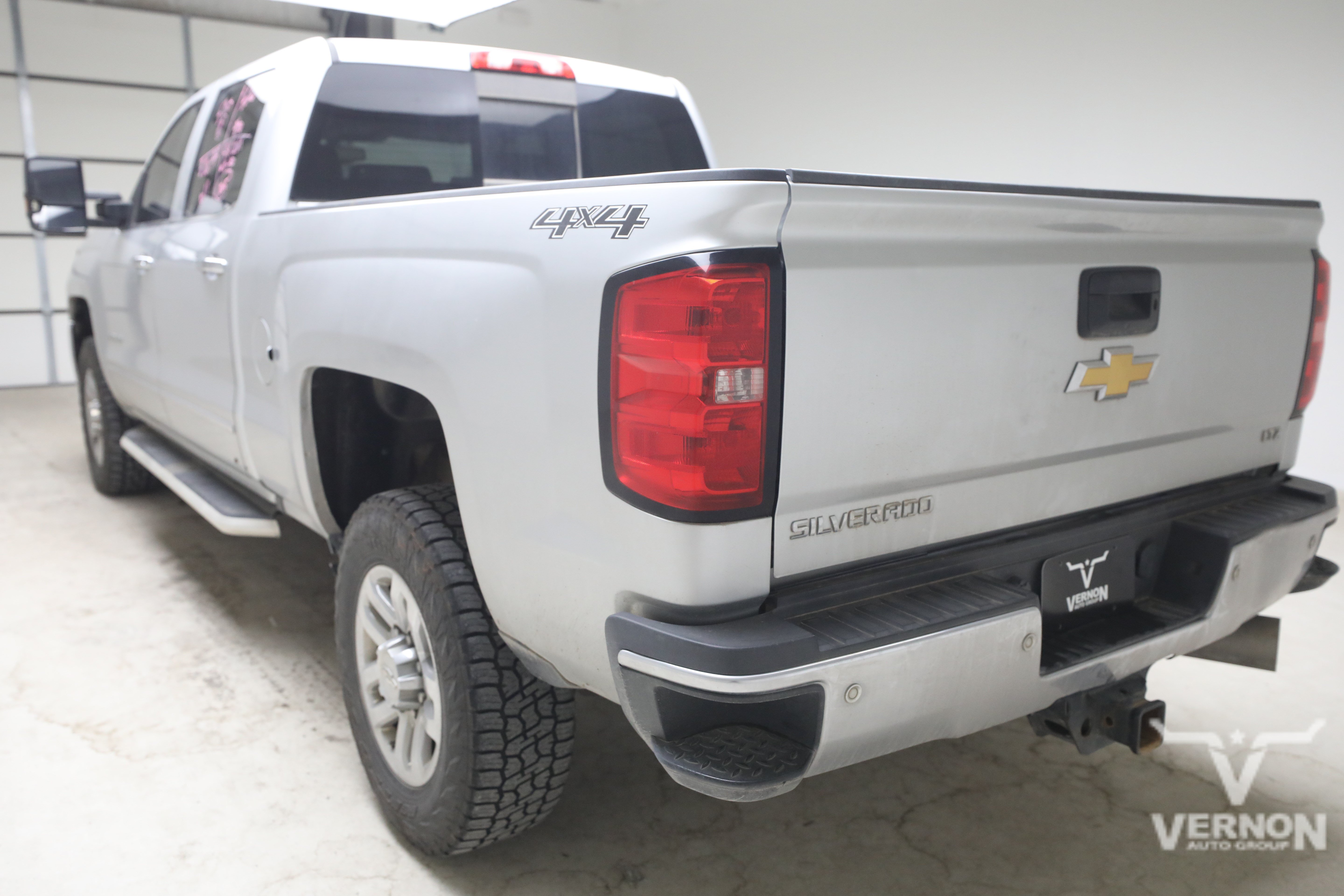 Used 2019 Chevrolet Silverado 2500 LTZ w/ Duramax Plus Package AWD/4WD image 3