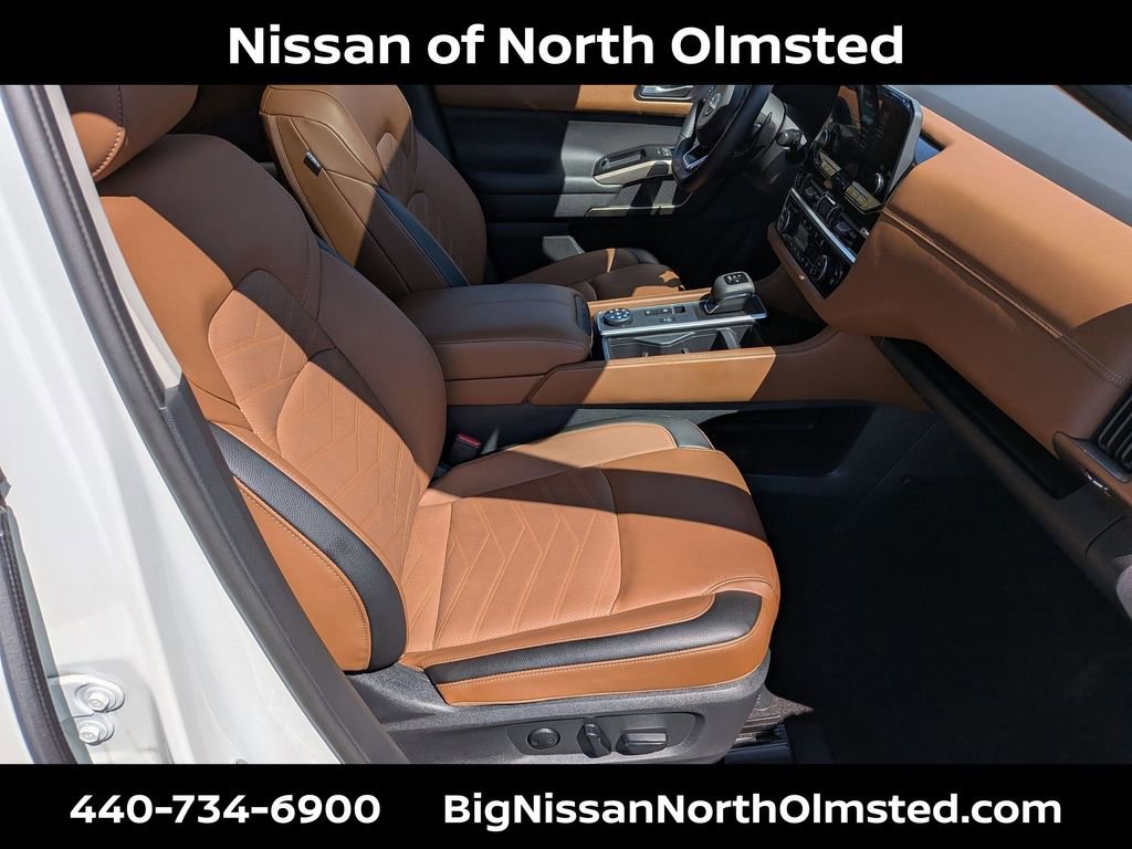 Certified 2024 Nissan Pathfinder Platinum AWD/4WD image 28