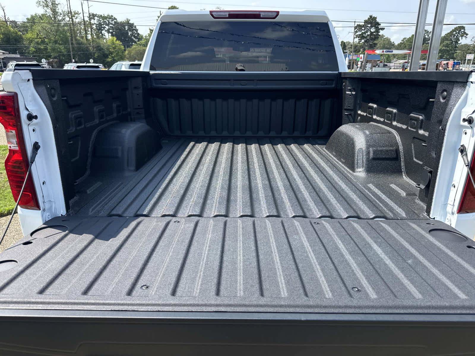 New 2026 Chevrolet Silverado 1500 Custom w/ Turbomax Blackout Package AWD/4WD image 7