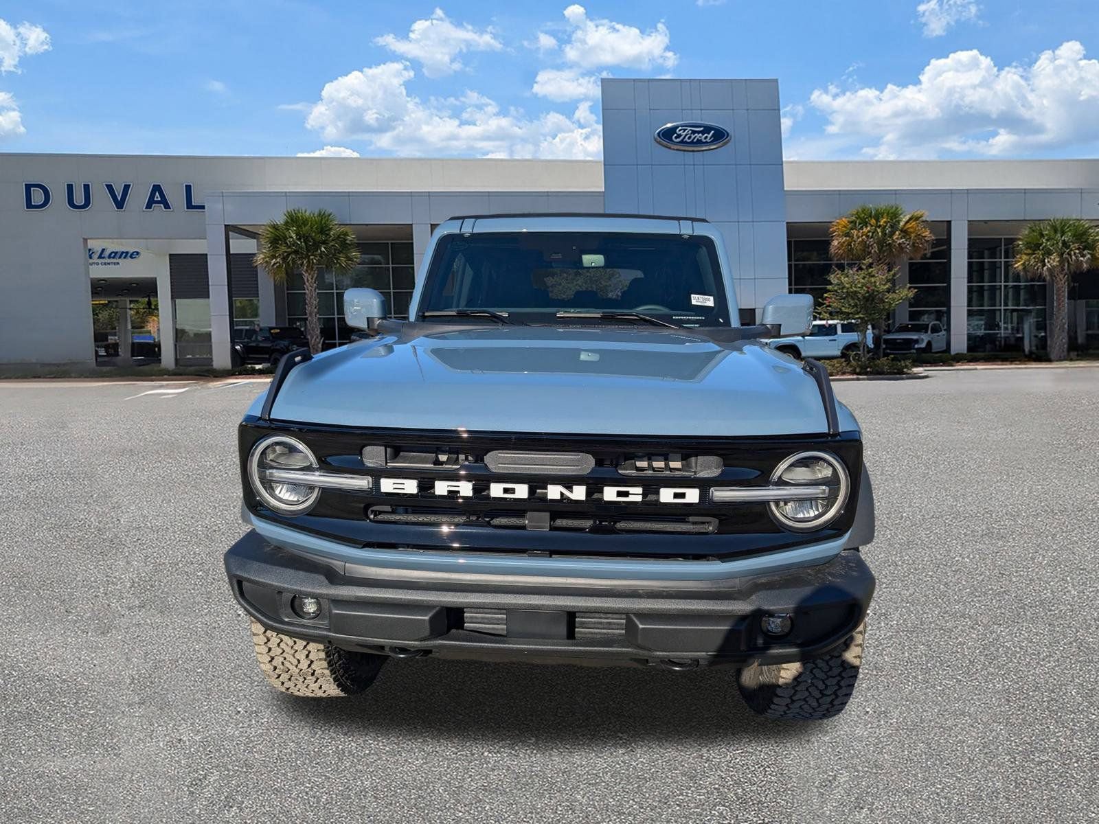 New 2025 Ford Bronco Outer Banks w/ Sasquatch Package AWD/4WD image 9