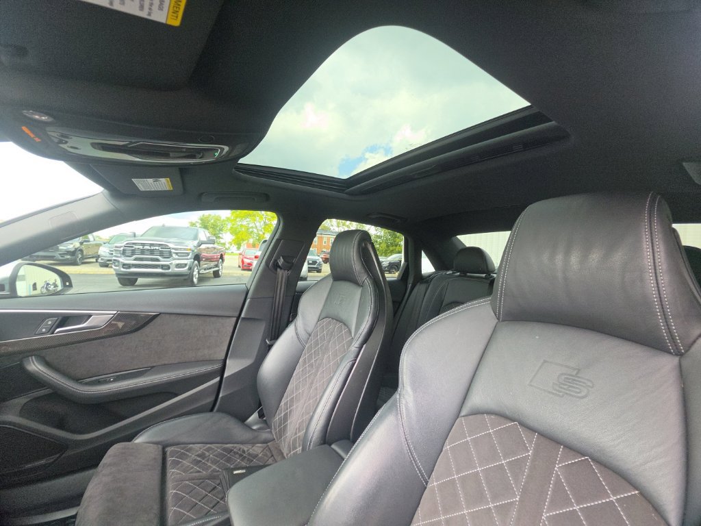 Used 2019 Audi S4 Premium Plus w/ Premium Plus Package AWD/4WD image 14
