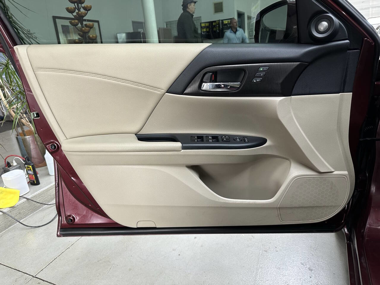 Used 2014 Honda Accord EX-L image 10