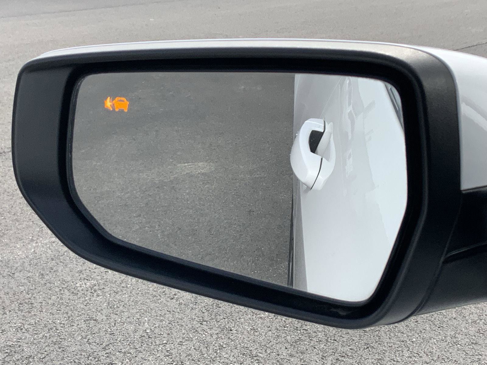 Used 2024 Chevrolet Malibu LT image 17