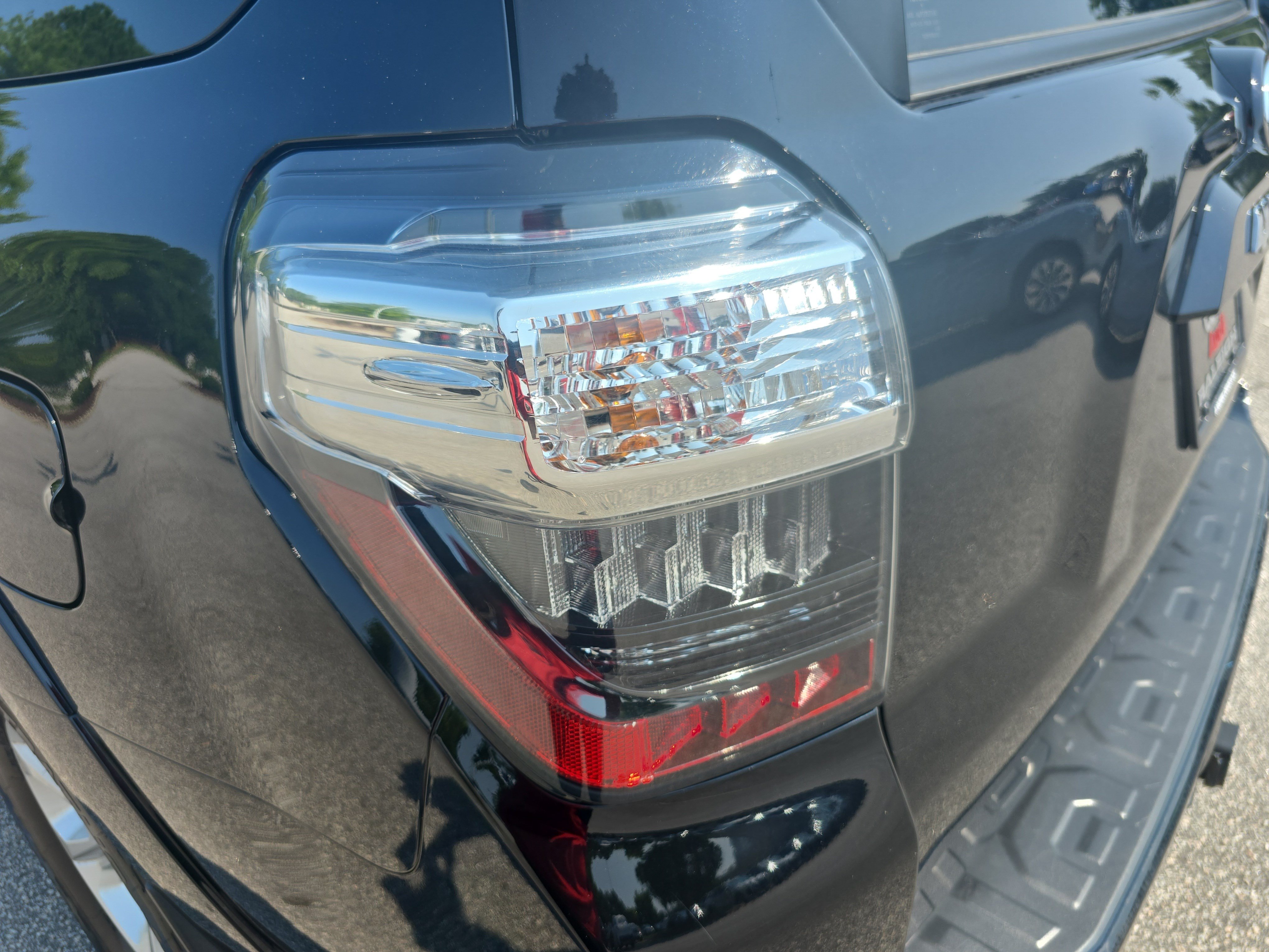 Used 2024 Toyota 4Runner SR5 AWD/4WD image 30