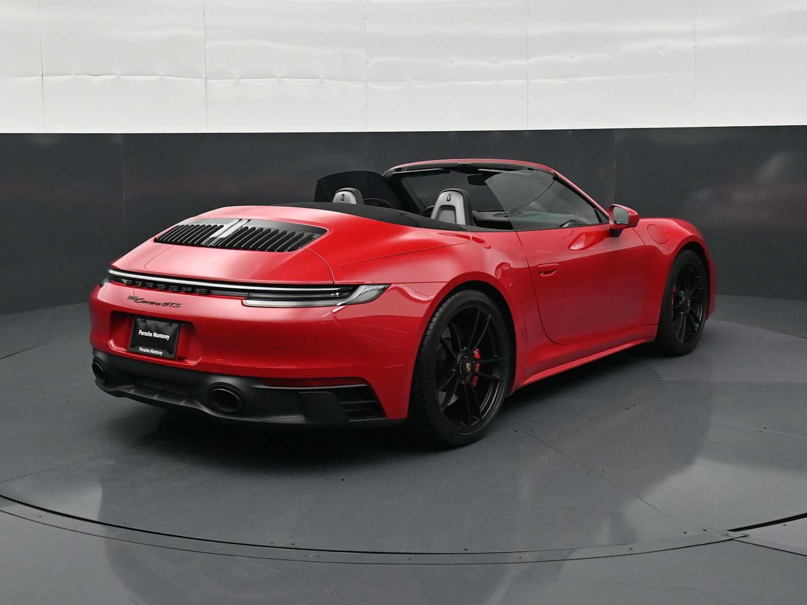 Certified 2024 Porsche 911 Carrera GTS RWD image 27