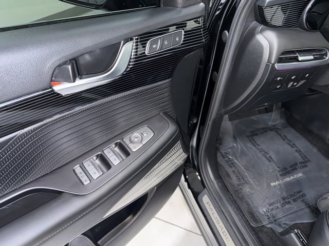 Used 2025 Hyundai Palisade Calligraphy image 14