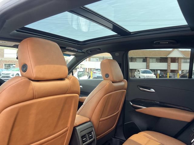 Certified 2024 Cadillac XT4 Premium Luxury AWD/4WD image 14