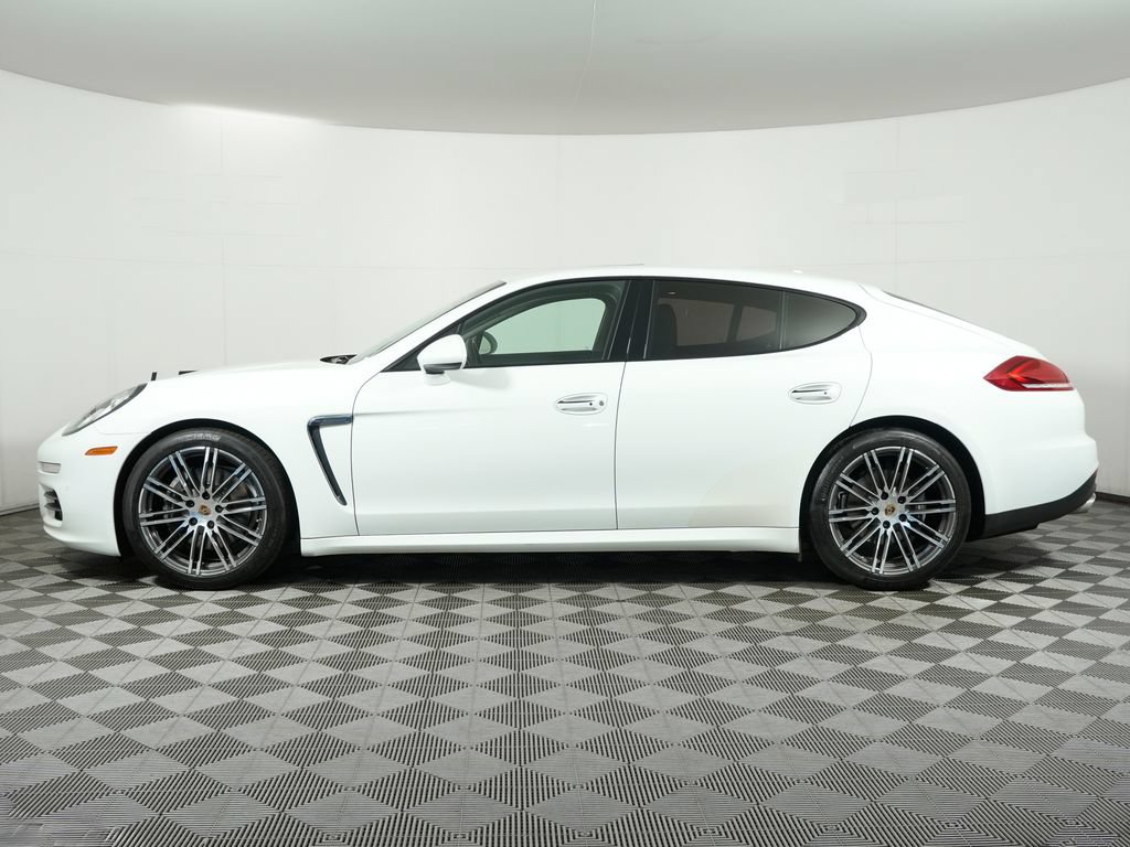 Certified 2016 Porsche Panamera Edition RWD image 2