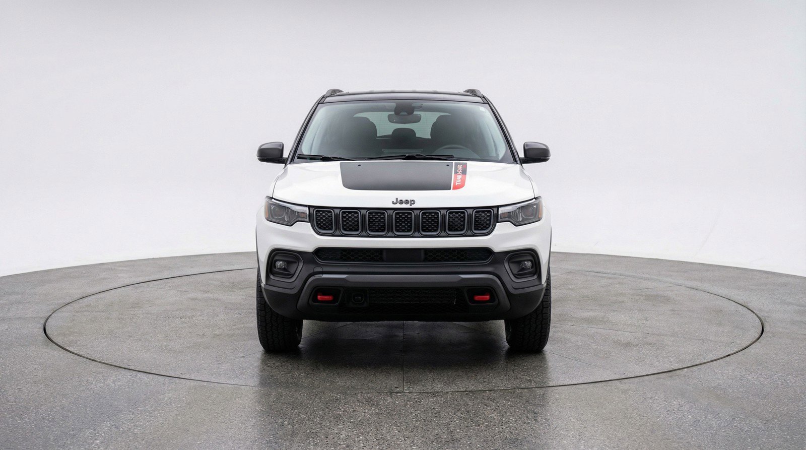 Used 2025 Jeep Compass Trailhawk AWD/4WD image 2