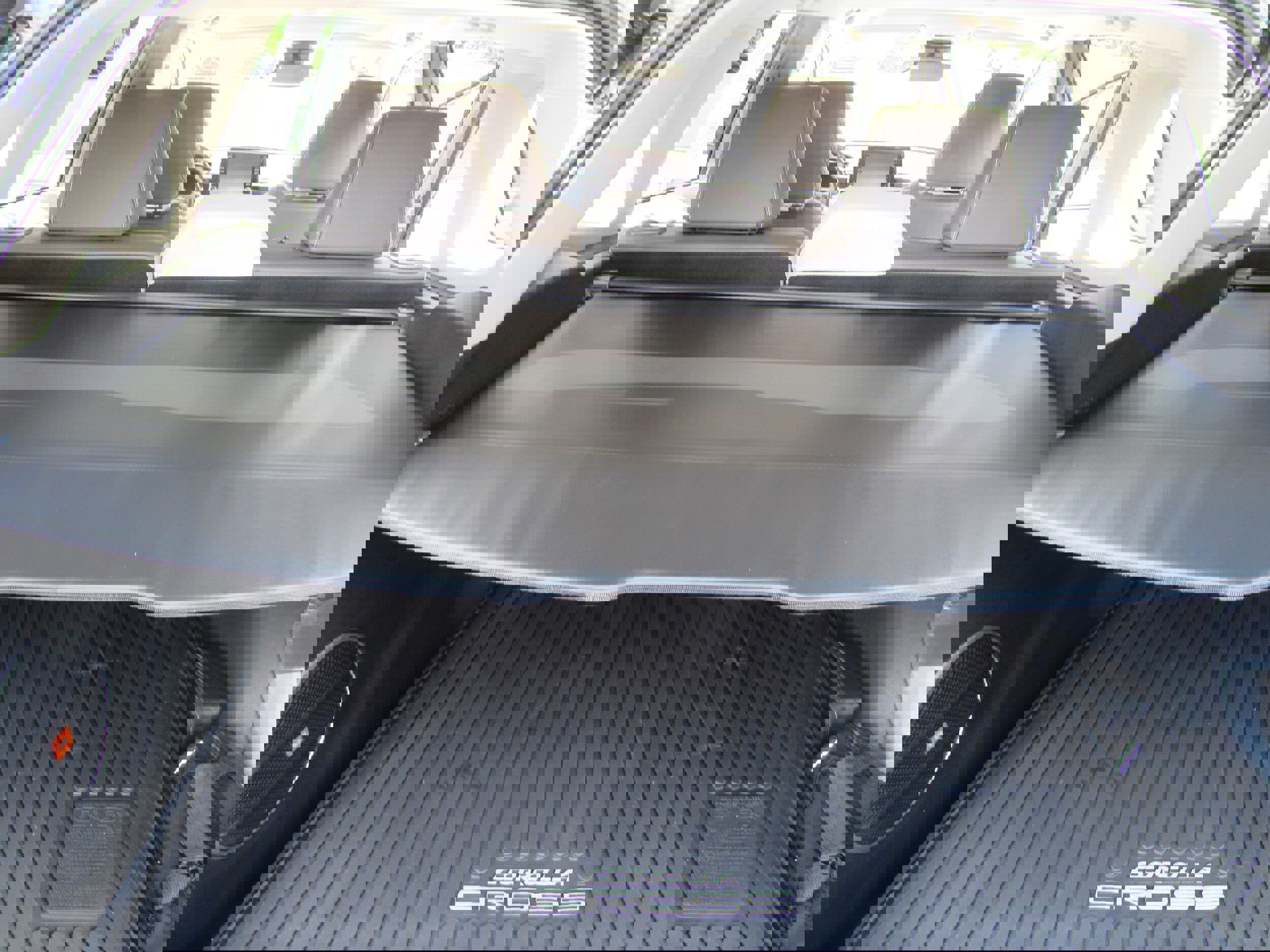 Used 2022 Toyota Corolla Cross XLE image 39