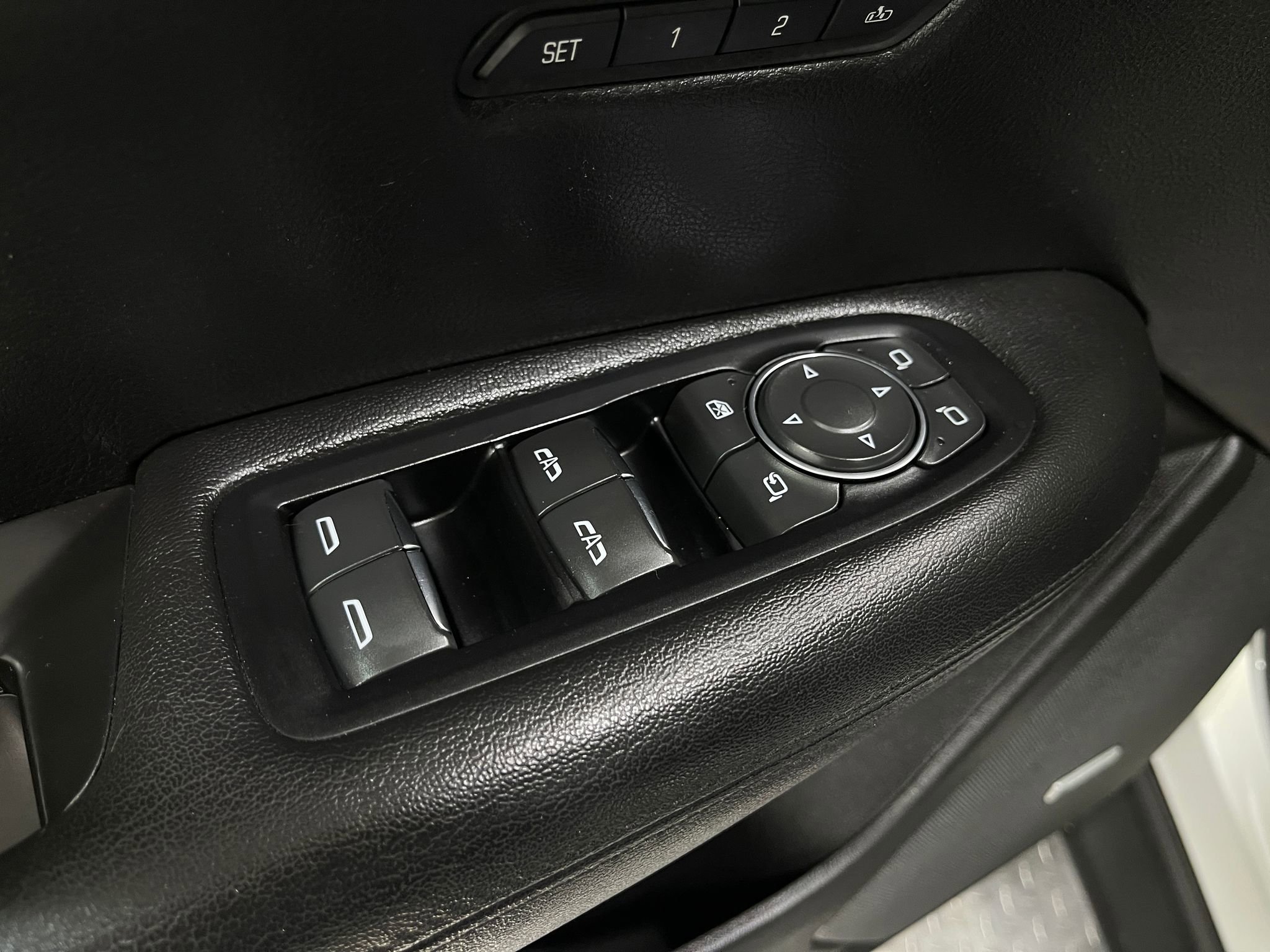 Used 2017 Cadillac XT5 Luxury image 15