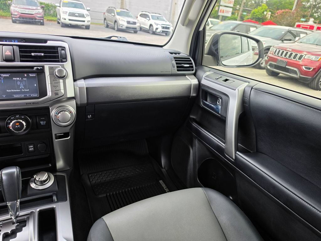 Used 2019 Toyota 4Runner SR5 Premium AWD/4WD image 17