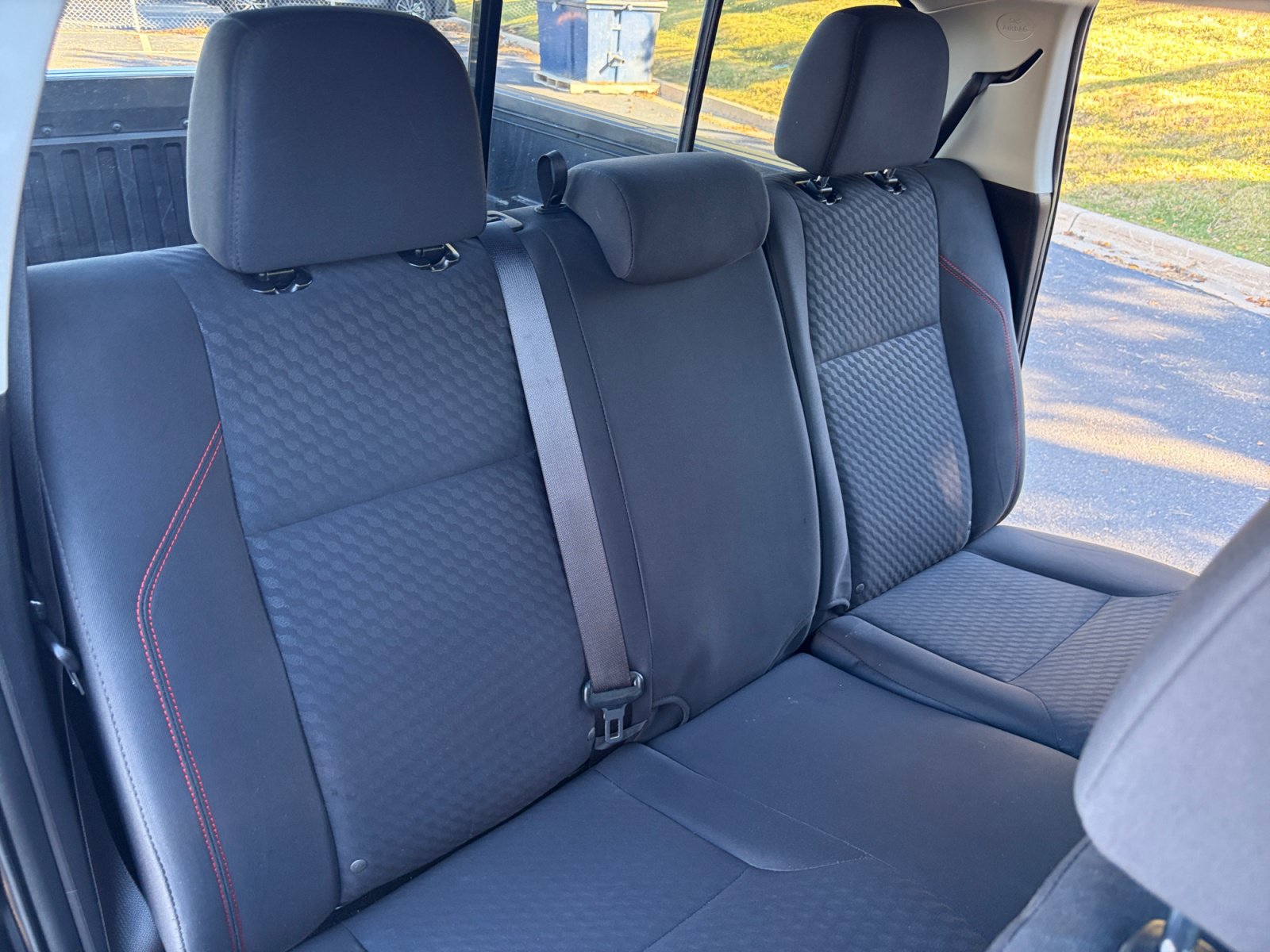 Used 2020 Toyota Tacoma SR5 AWD/4WD image 18