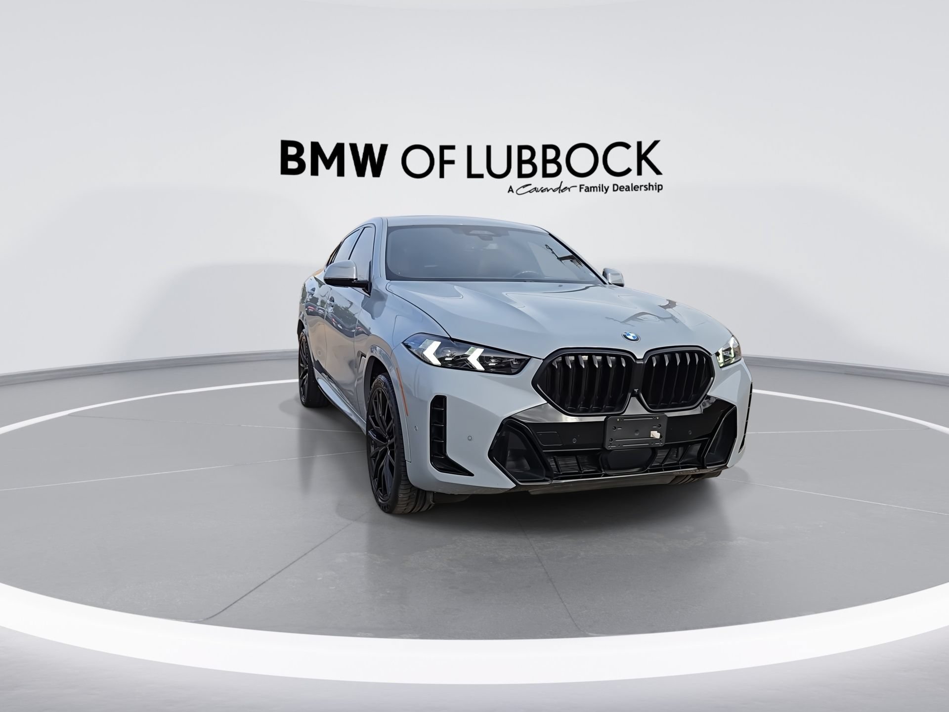 Certified 2024 BMW X6 xDrive40i w/ Premium Package AWD/4WD image 2