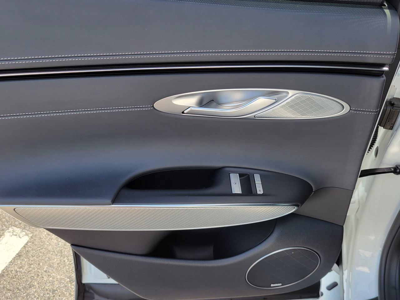 Used 2025 Genesis GV70 2.5T Sport Prestige w/ Sport Prestige Package image 12