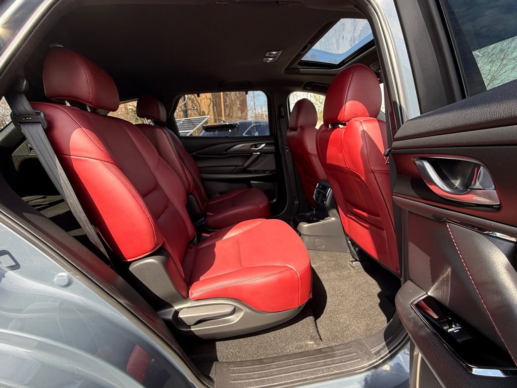 Used 2023 MAZDA CX-9 Carbon Edition image 31
