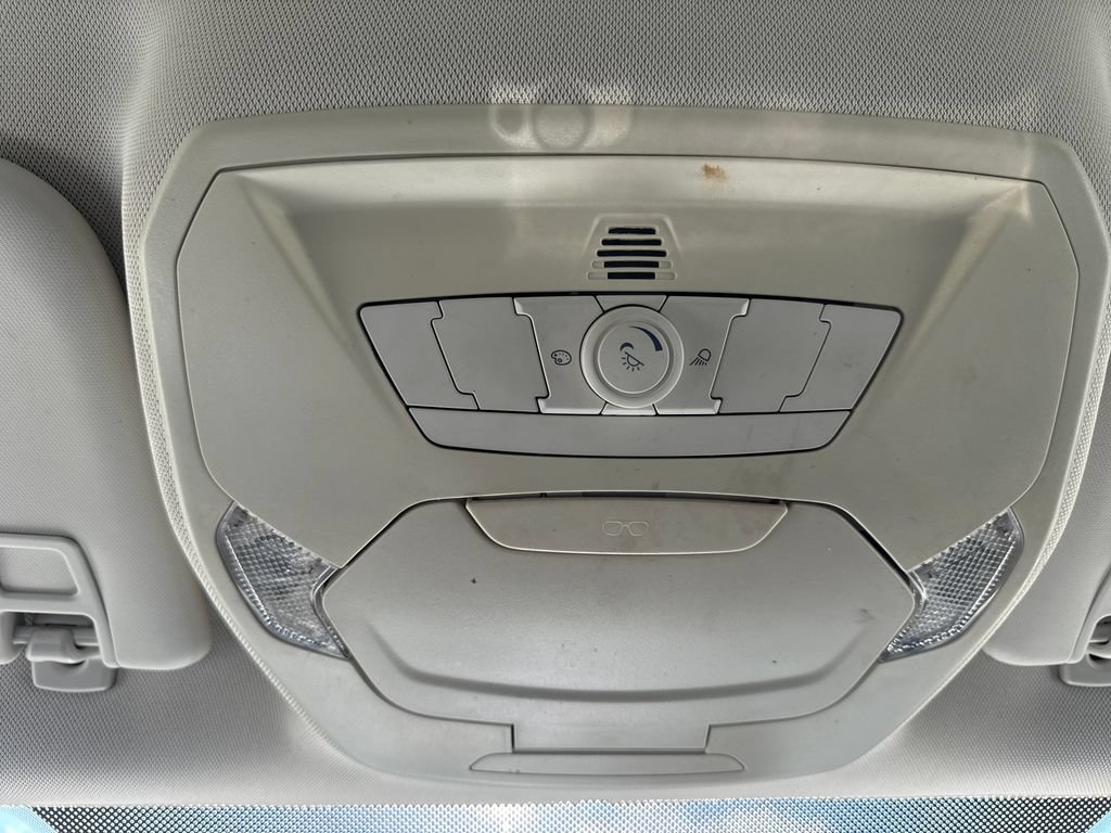 Used 2016 Ford Focus SE w/ Equipment Group 201A FWD image 27