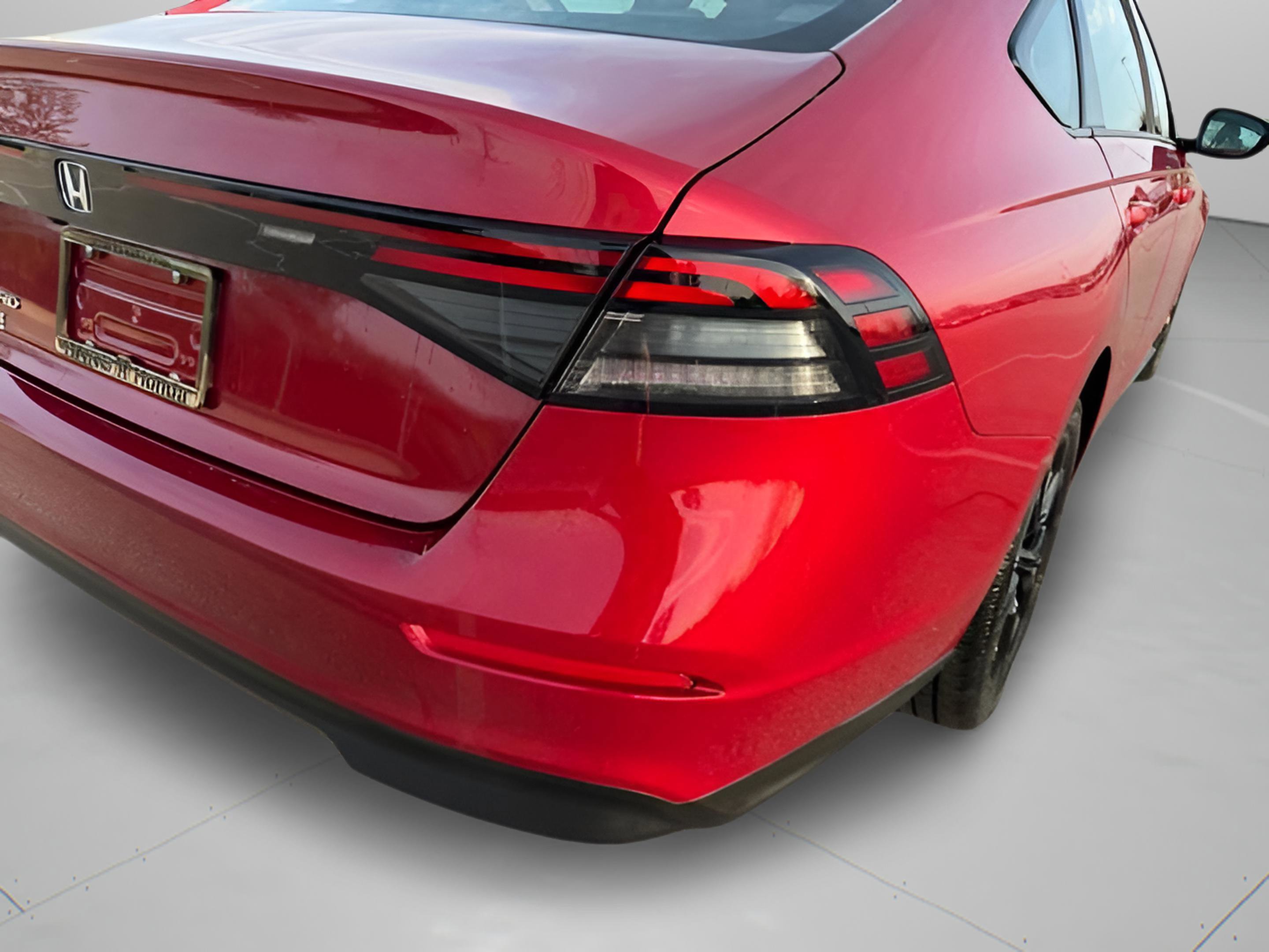 Certified 2025 Honda Accord SE image 30