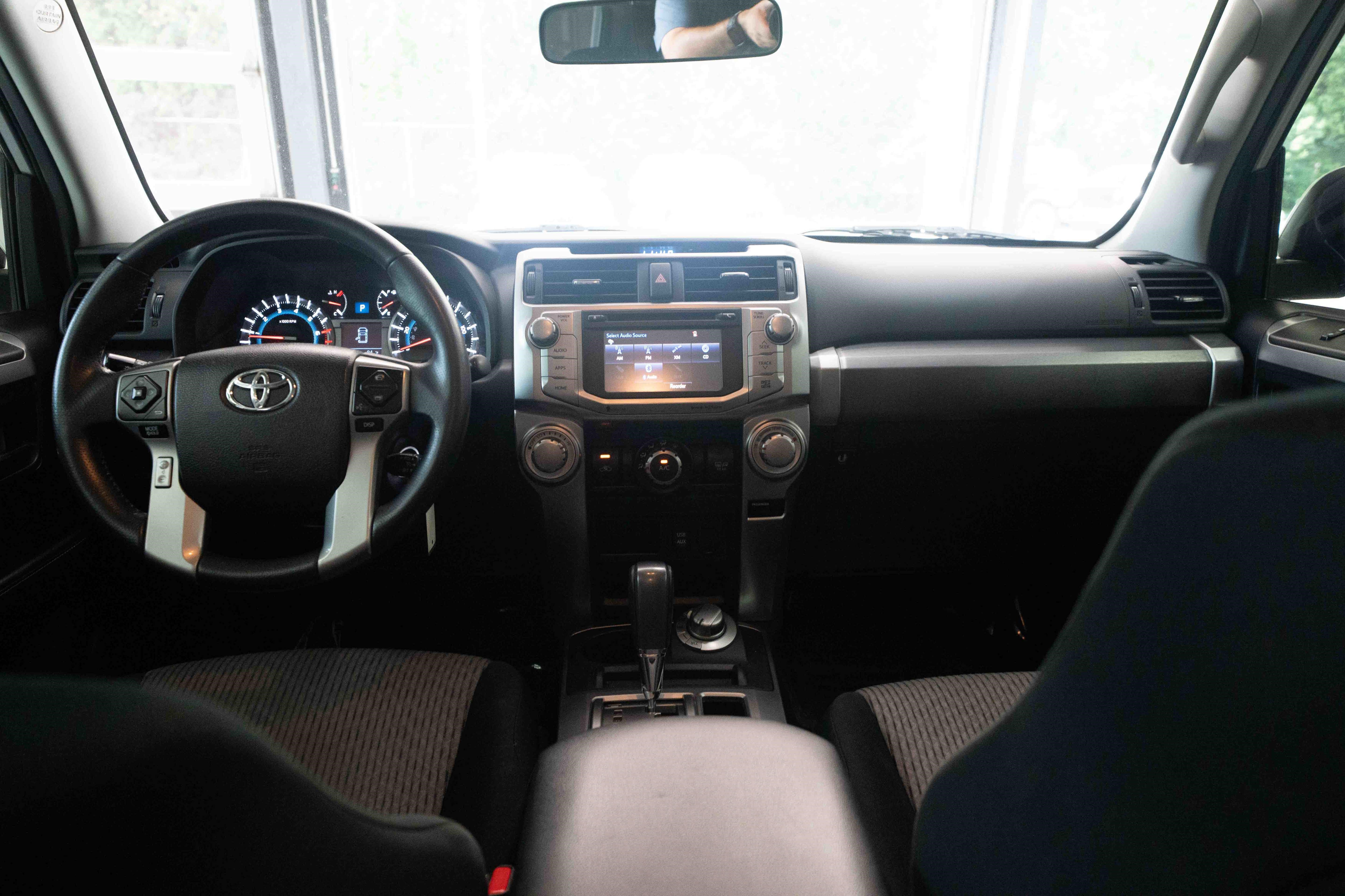 Used 2018 Toyota 4Runner SR5 AWD/4WD image 20