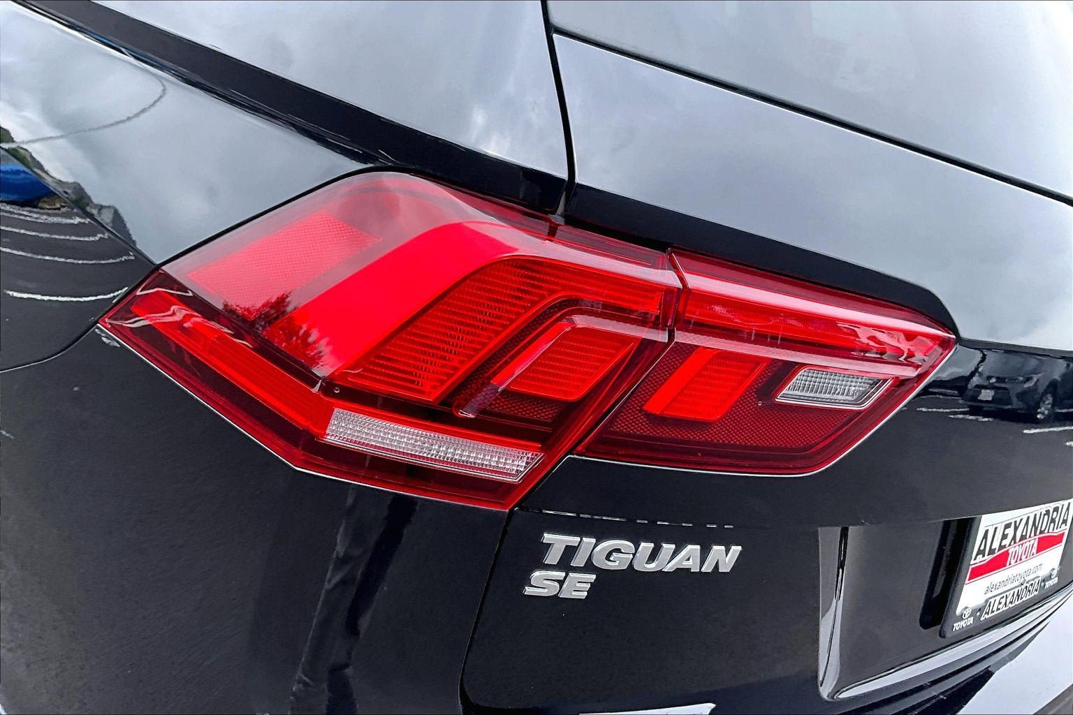 Used 2019 Volkswagen Tiguan SE AWD/4WD image 26