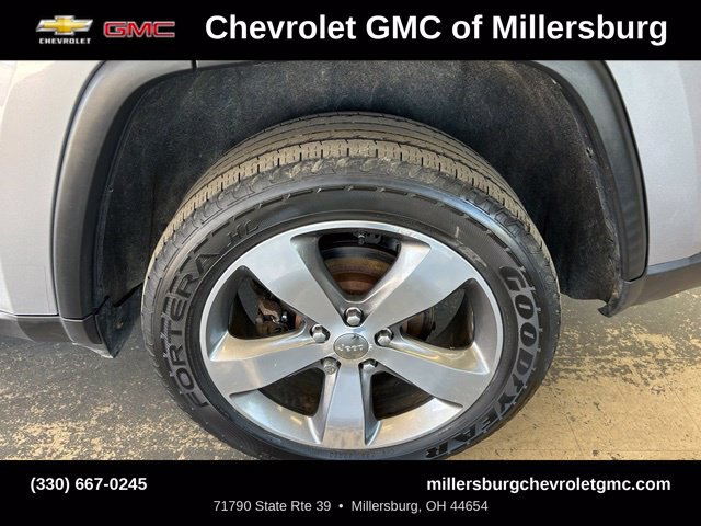 Used 2017 Jeep Grand Cherokee Limited w/ Luxury Group II AWD/4WD image 8