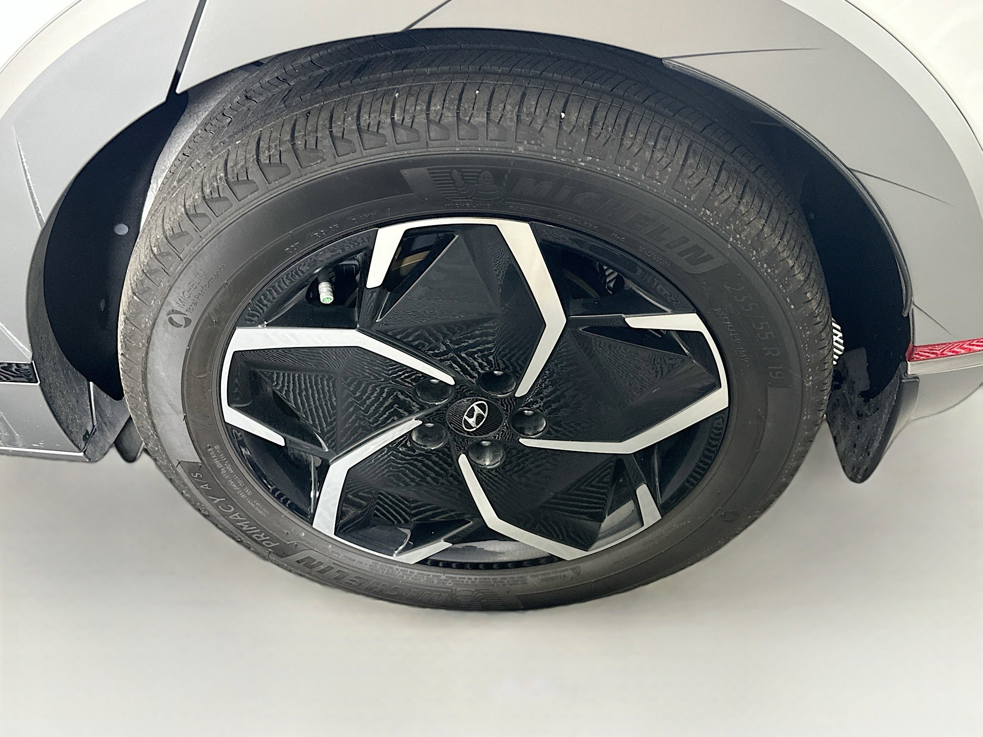 Used 2024 Hyundai Ioniq 5 Limited RWD image 11