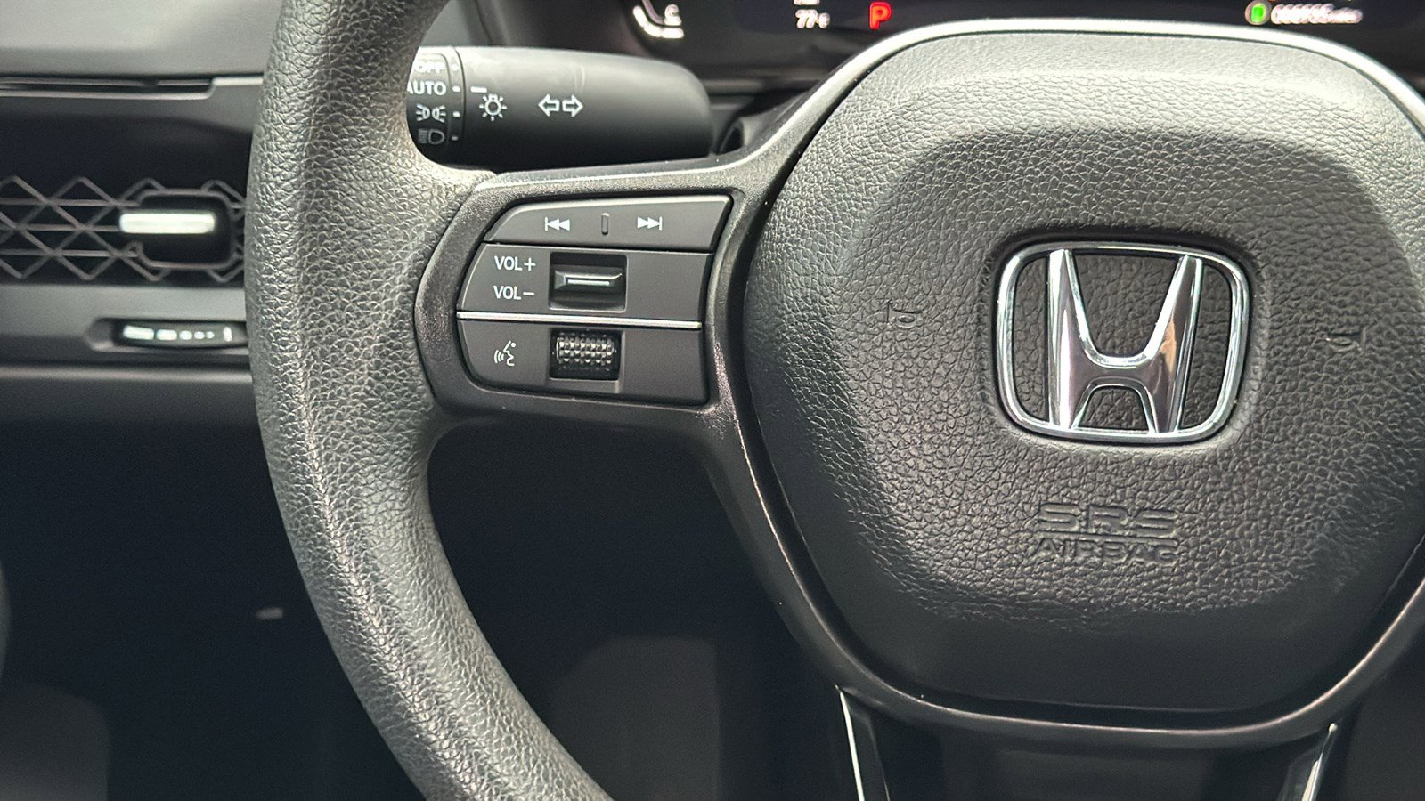 Used 2025 Honda Accord SE image 30