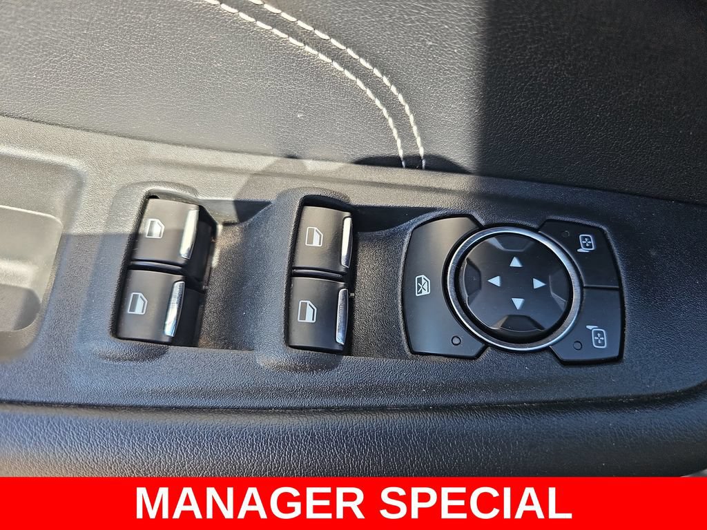 Used 2022 Ford Edge Titanium w/ Equipment Group 301A AWD/4WD image 29