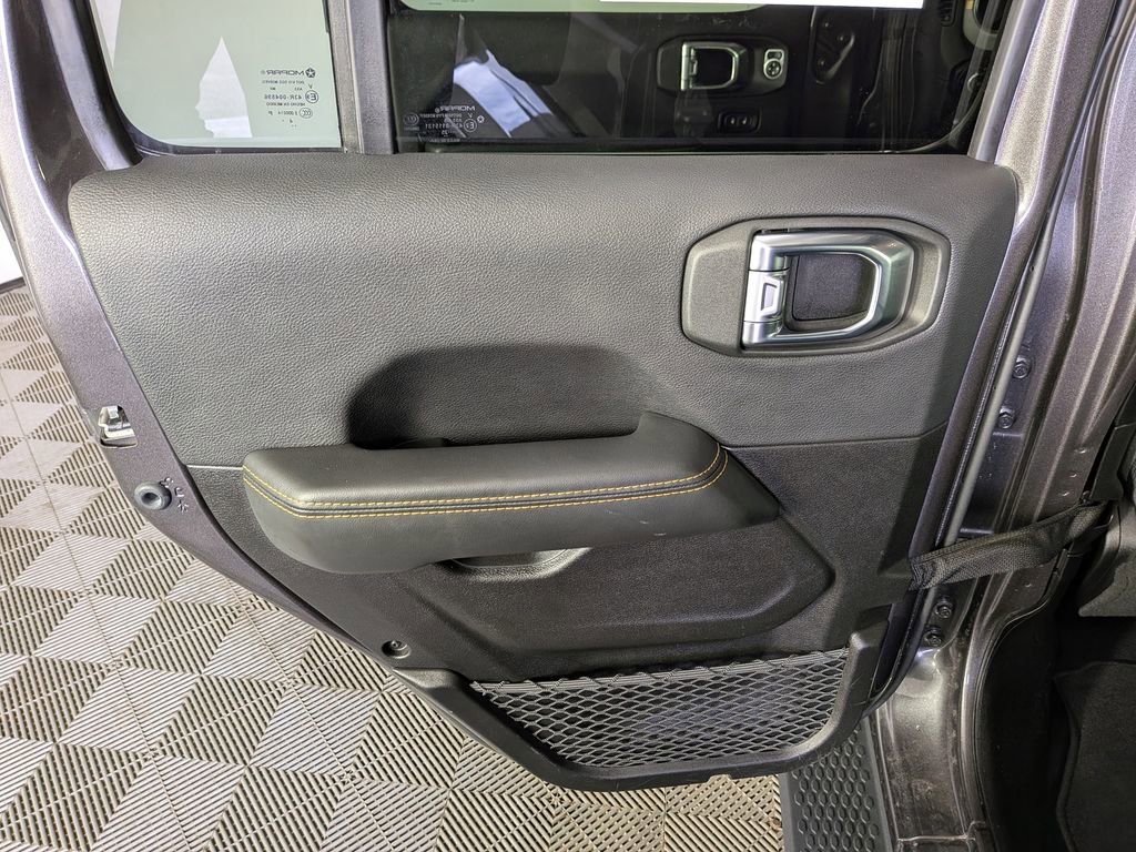 Certified 2025 Jeep Wrangler Unlimited Sahara image 31