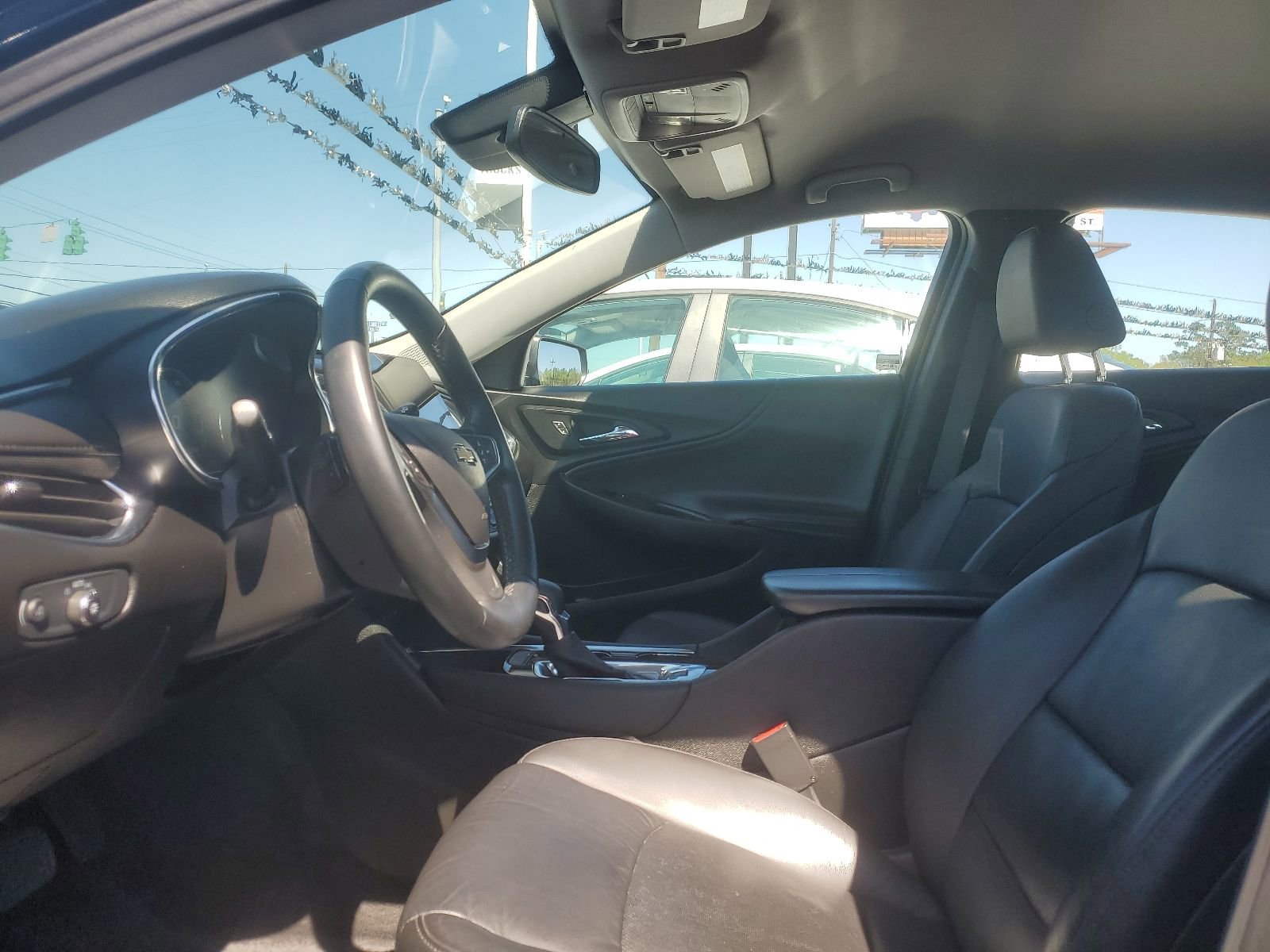 Used 2024 Chevrolet Malibu LT image 8