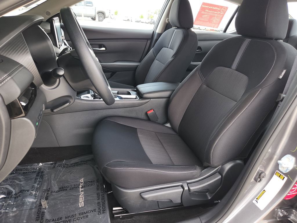 Certified 2025 Nissan Sentra SV w/ Trunk Package image 12