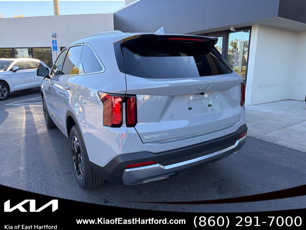 New 2026 Kia Sorento S AWD/4WD image 10