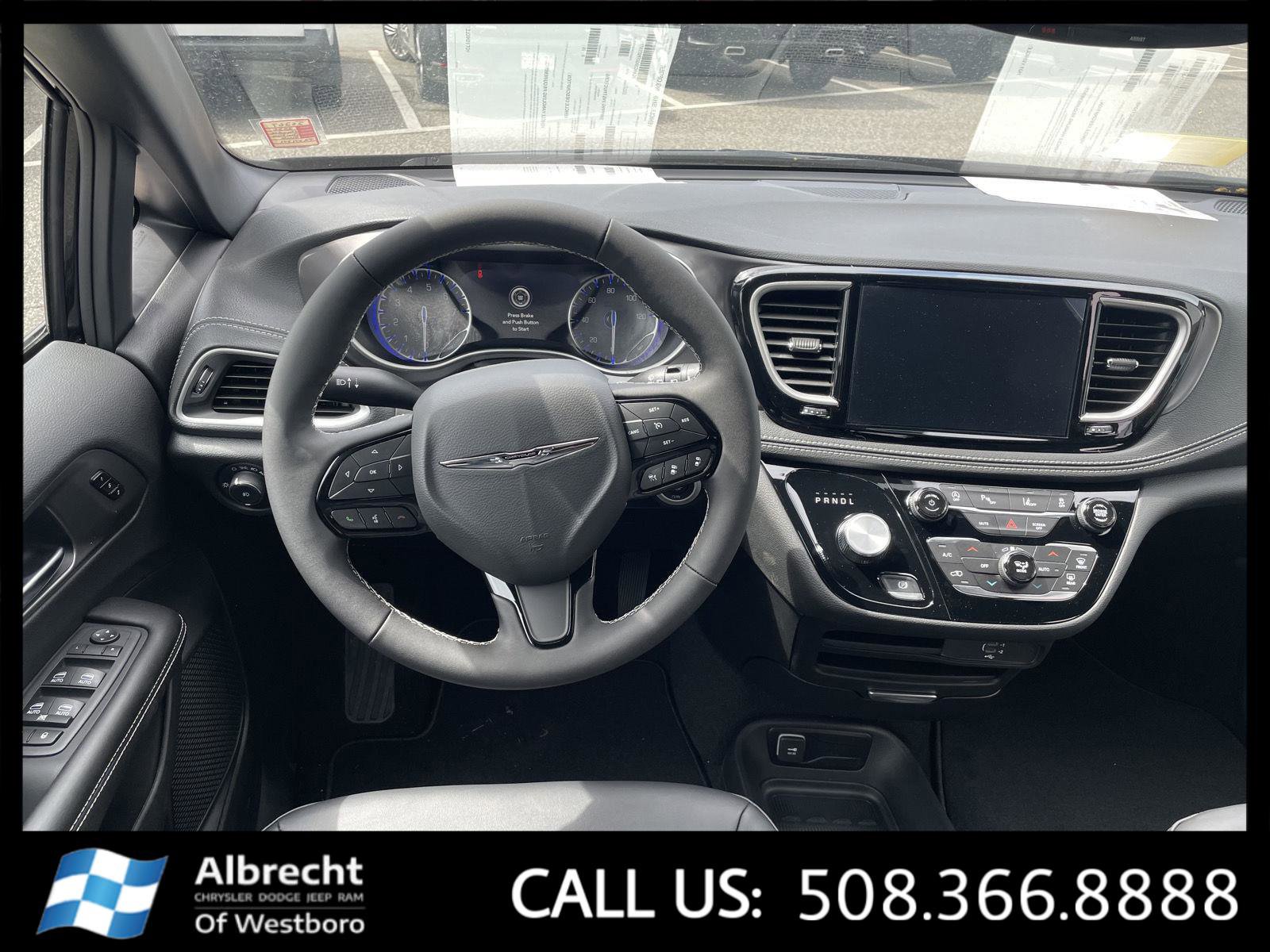 New 2026 Chrysler Pacifica Select image 21