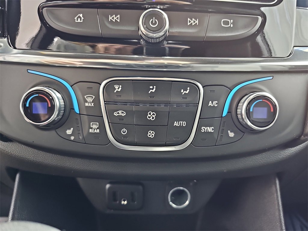 Certified 2023 Chevrolet Traverse LT image 31