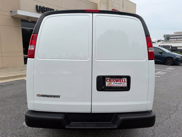 Used 2025 Chevrolet Express 2500 Extended w/ Driver Convenience Package RWD image 6