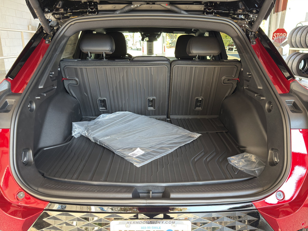 New 2026 Chevrolet Equinox EV RS image 6