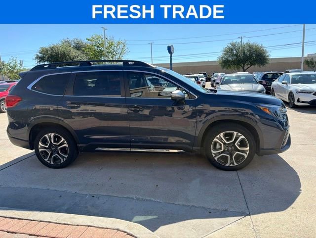 Used 2023 Subaru Ascent Limited w/ Technology Package AWD/4WD image 4