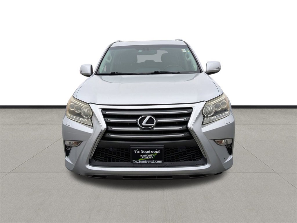 Used 2016 Lexus GX 460 image 2