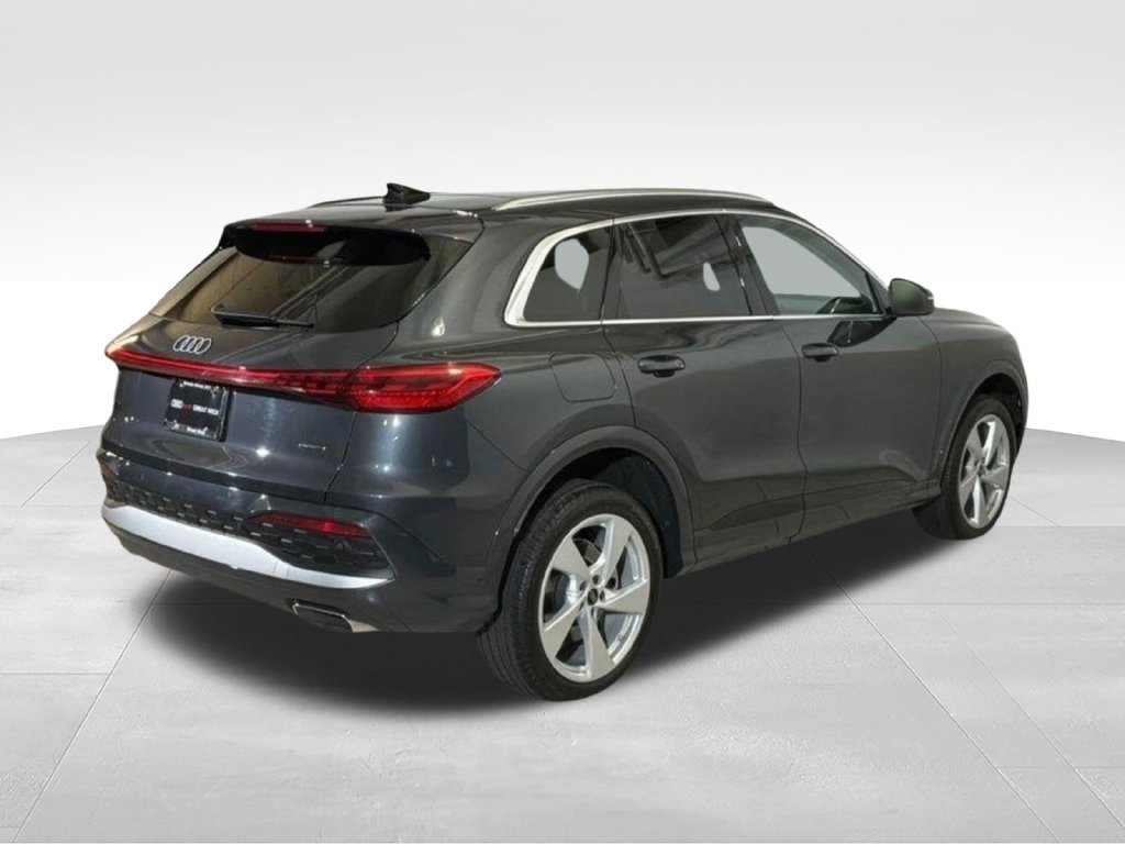 Used 2025 Audi Q5 Premium Plus w/ Premium Plus AWD/4WD image 8