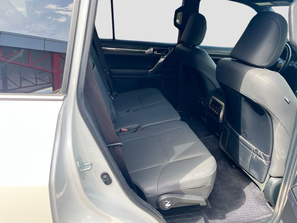 Used 2022 Lexus GX 460 Premium w/ Premium Package AWD/4WD image 30