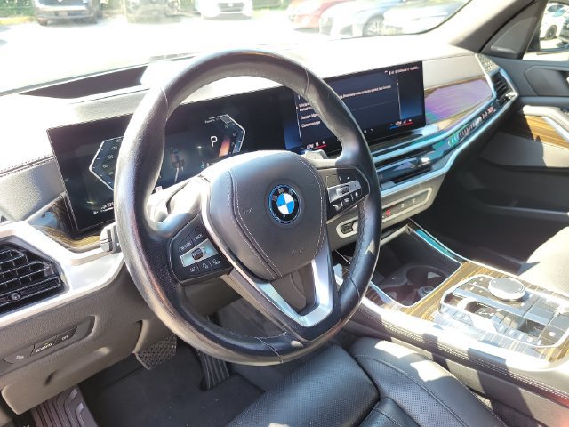 Used 2025 BMW X5 xDrive50e AWD/4WD image 21